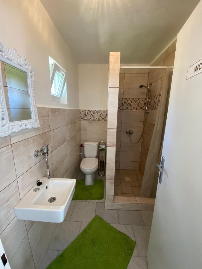 Apartman Beniskovec, Suchdol Nad Luznici Exterior photo